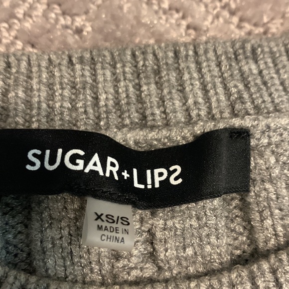 Sweater - Picture 4 of 4